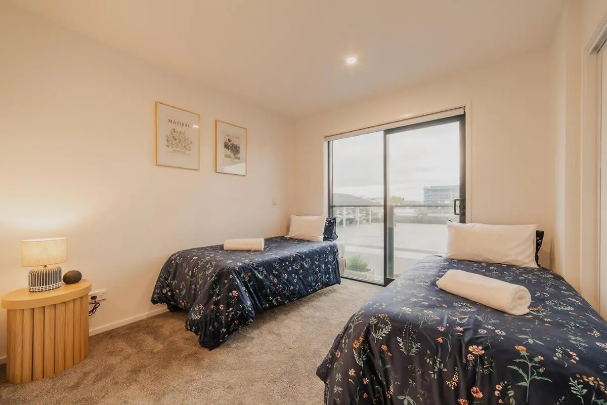 Downtown Bliss - 4-Br Retreat Amidst The Cityscape Christchurch Nový Zéland