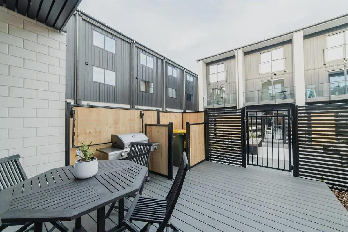 Holiday home Downtown Bliss - 4-Br Retreat Amidst The Cityscape Christchurch