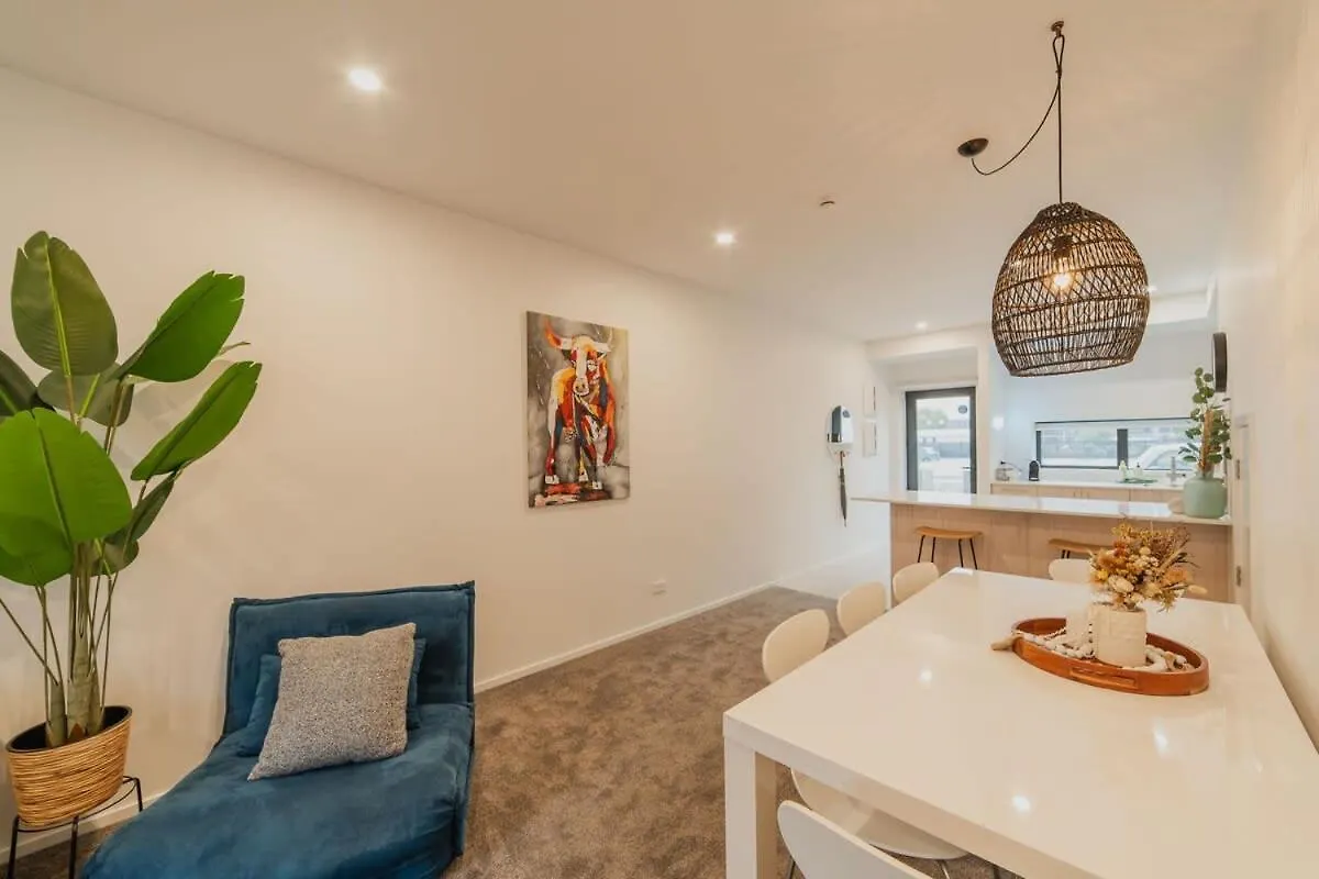Holiday home Downtown Bliss - 4-Br Retreat Amidst The Cityscape Christchurch