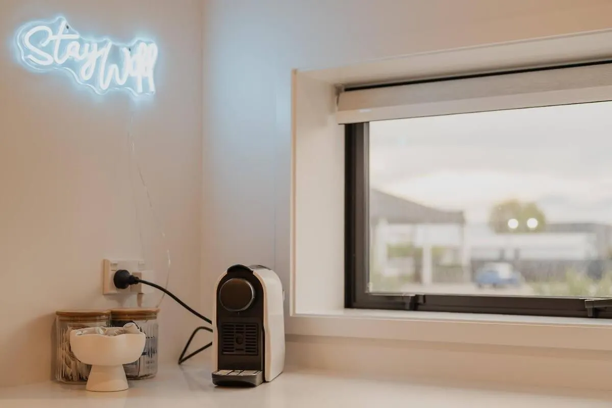 Downtown Bliss - 4-Br Retreat Amidst The Cityscape Christchurch New Zealand